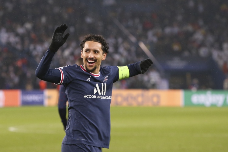 马尔基尼奥斯追平巴黎队史出场纪录,以435场比赛并列队史第一